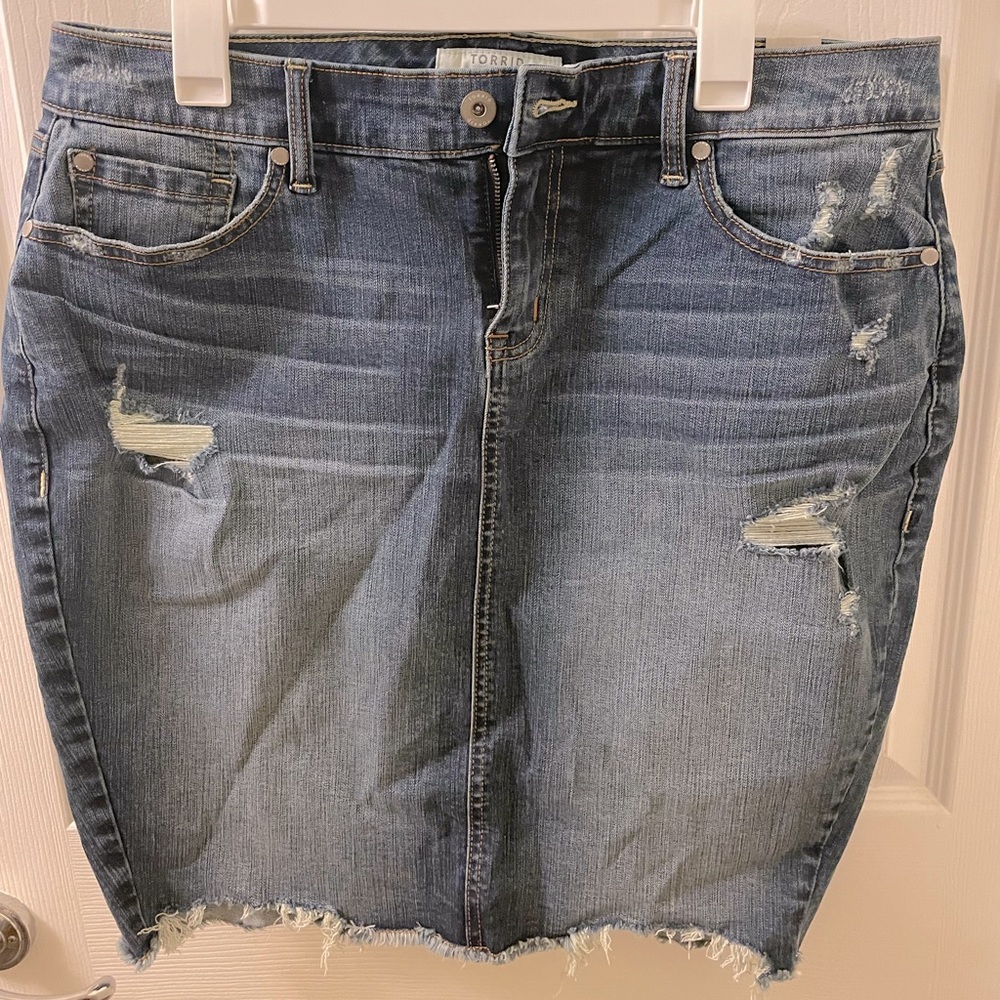 Torrid jean skirt. Size 16.